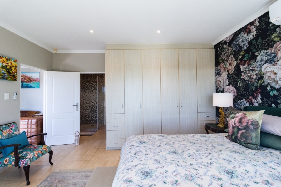4 Bedroom Property for Sale in Big Bay Western Cape